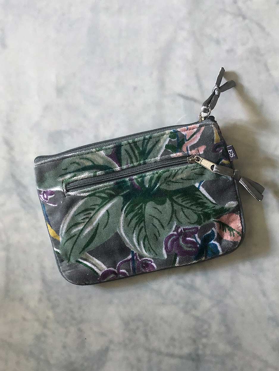 Botanical Velvet Zipped Pouch - Image 4