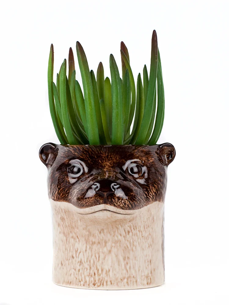 Otter Pot by Quail Ceramics - Image 2
